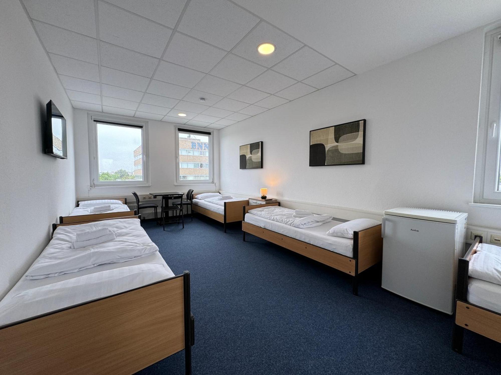 Thuja Apartments Karlsruhe-Neureut By Kurzzeit ภายนอก รูปภาพ