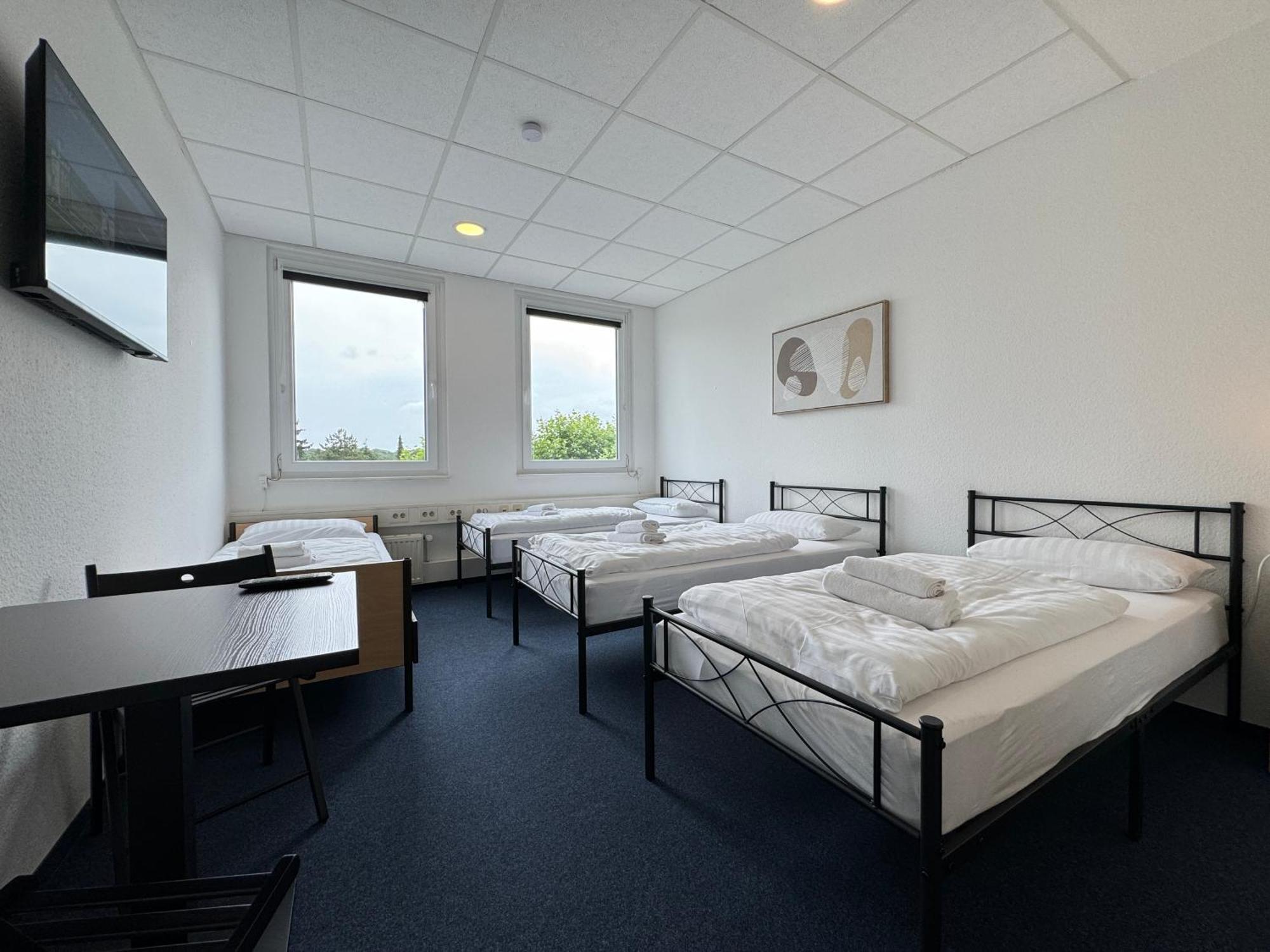 Thuja Apartments Karlsruhe-Neureut By Kurzzeit ภายนอก รูปภาพ