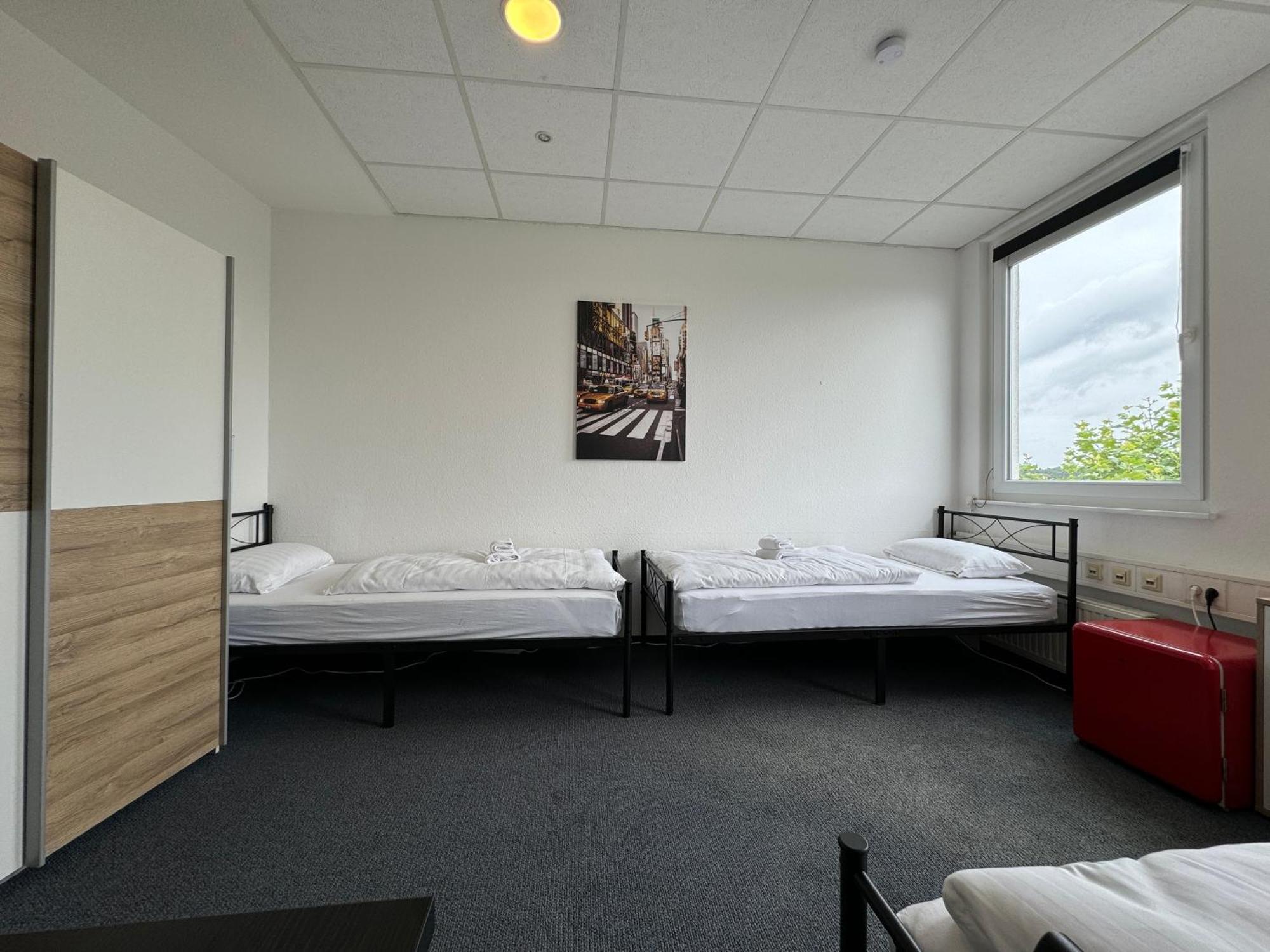 Thuja Apartments Karlsruhe-Neureut By Kurzzeit ภายนอก รูปภาพ
