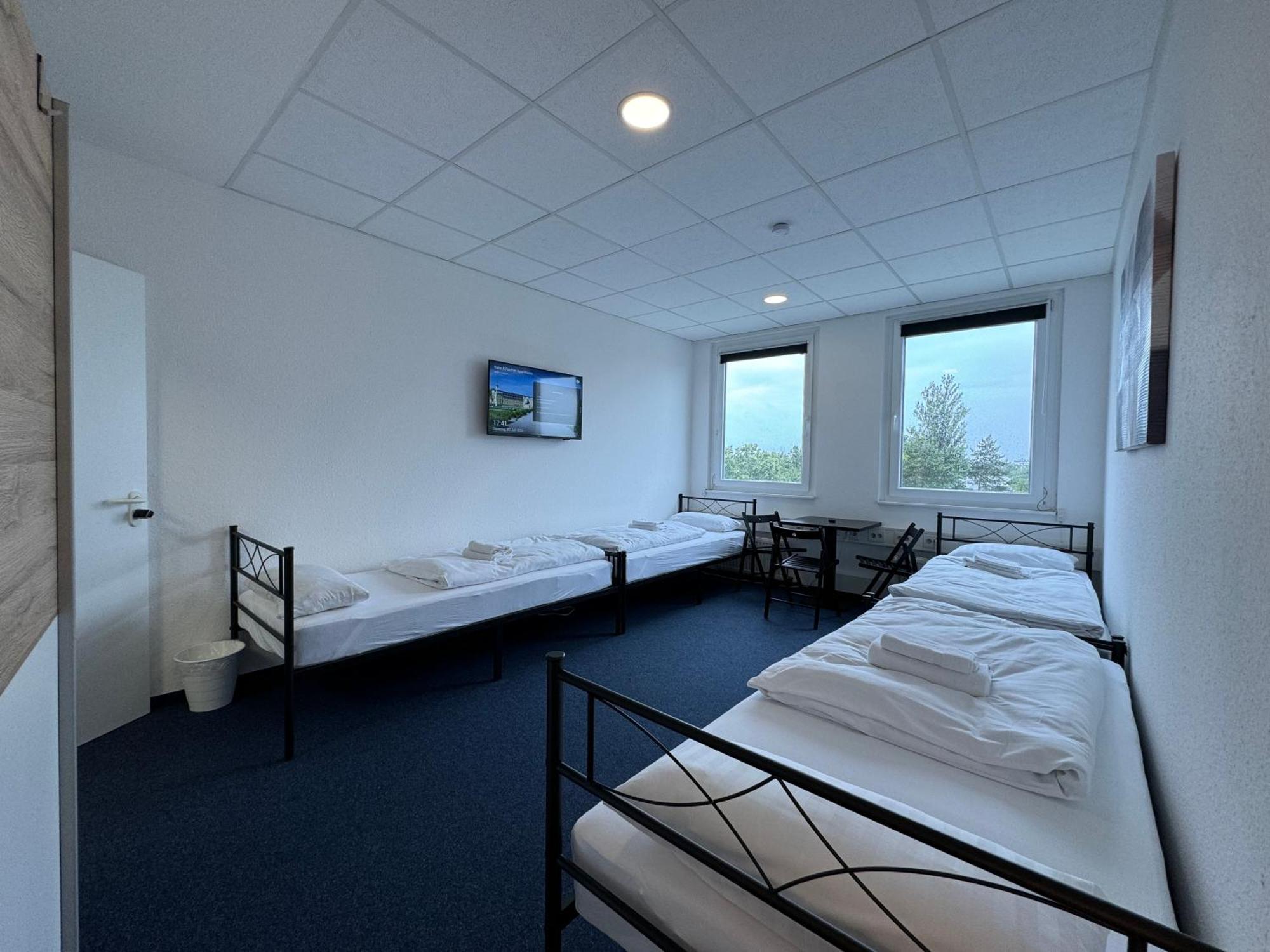 Thuja Apartments Karlsruhe-Neureut By Kurzzeit ภายนอก รูปภาพ