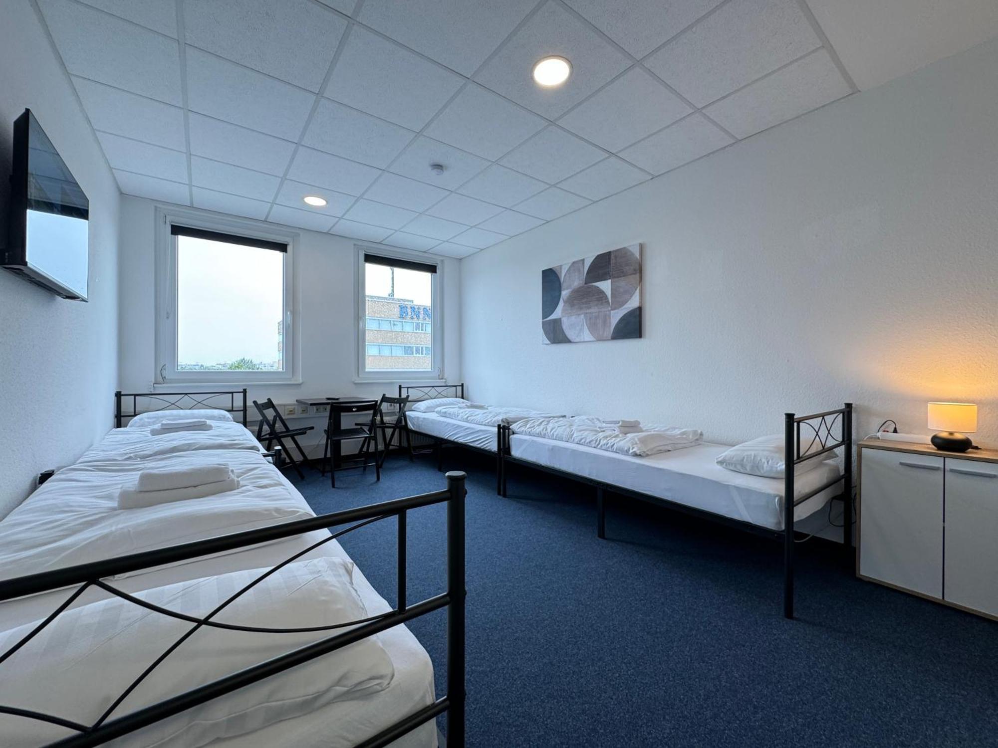 Thuja Apartments Karlsruhe-Neureut By Kurzzeit ภายนอก รูปภาพ