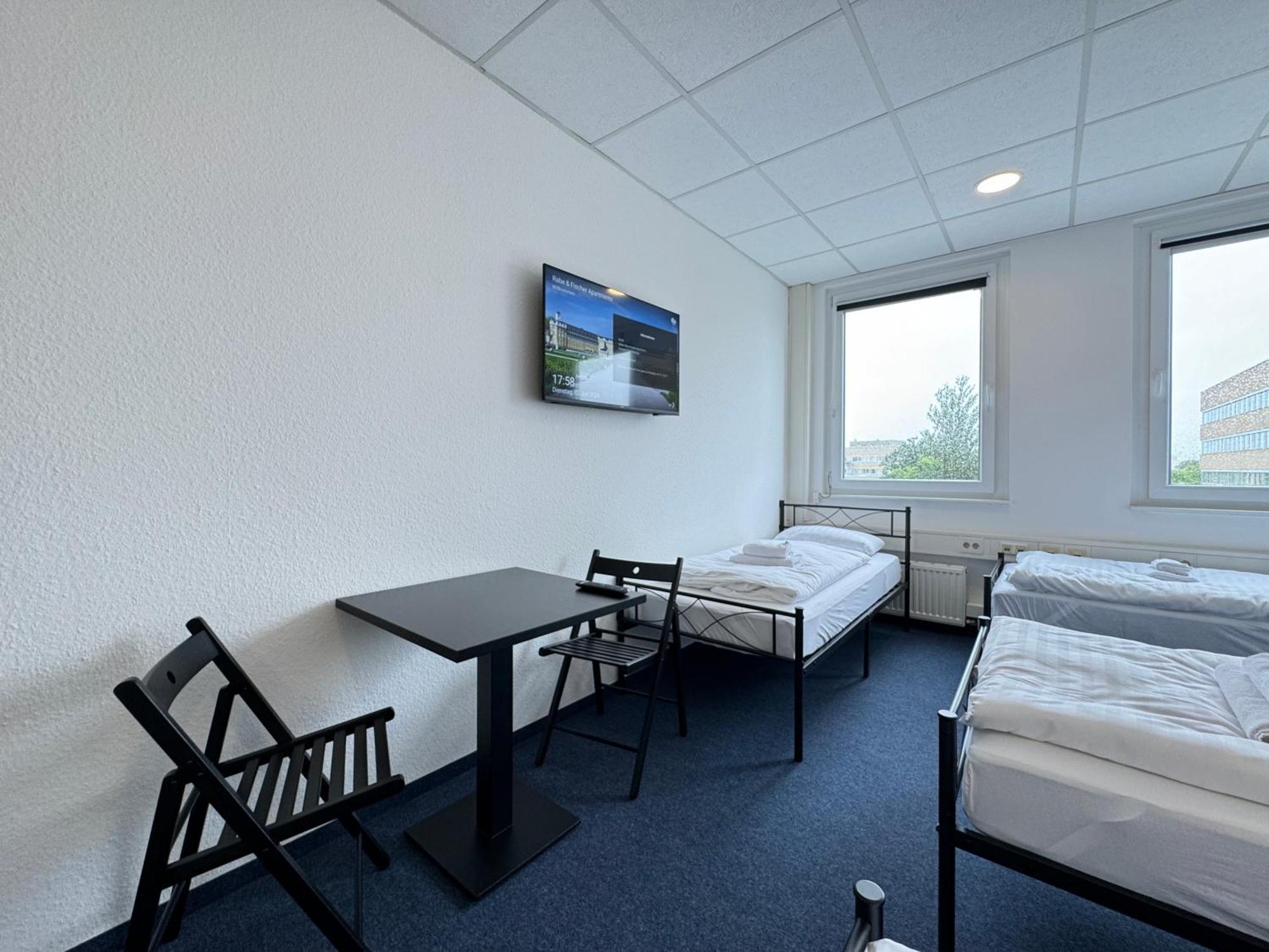 Thuja Apartments Karlsruhe-Neureut By Kurzzeit ภายนอก รูปภาพ
