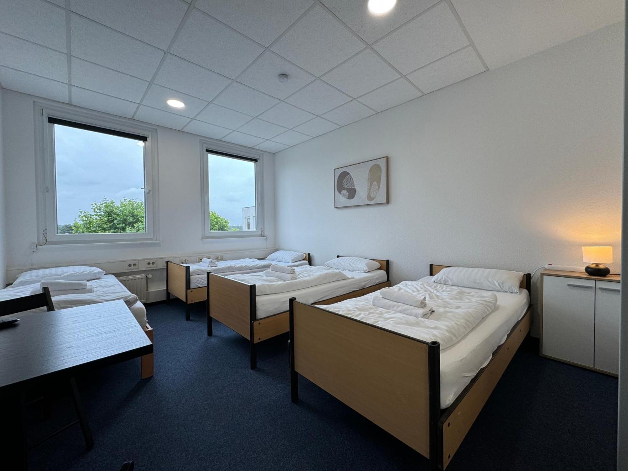 Thuja Apartments Karlsruhe-Neureut By Kurzzeit ภายนอก รูปภาพ