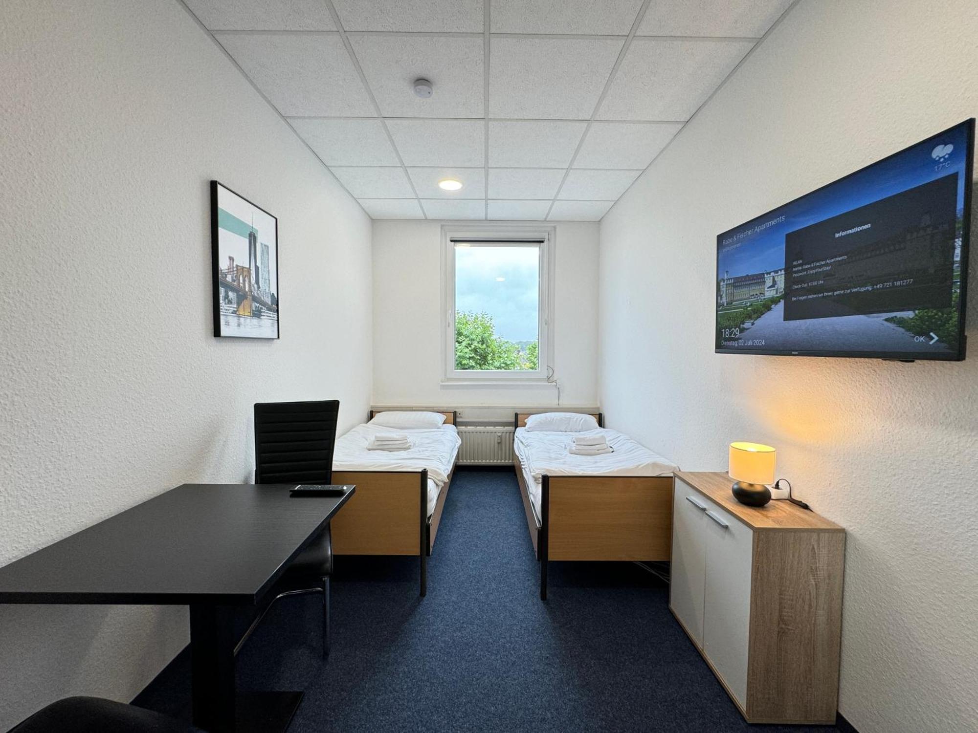 Thuja Apartments Karlsruhe-Neureut By Kurzzeit ภายนอก รูปภาพ