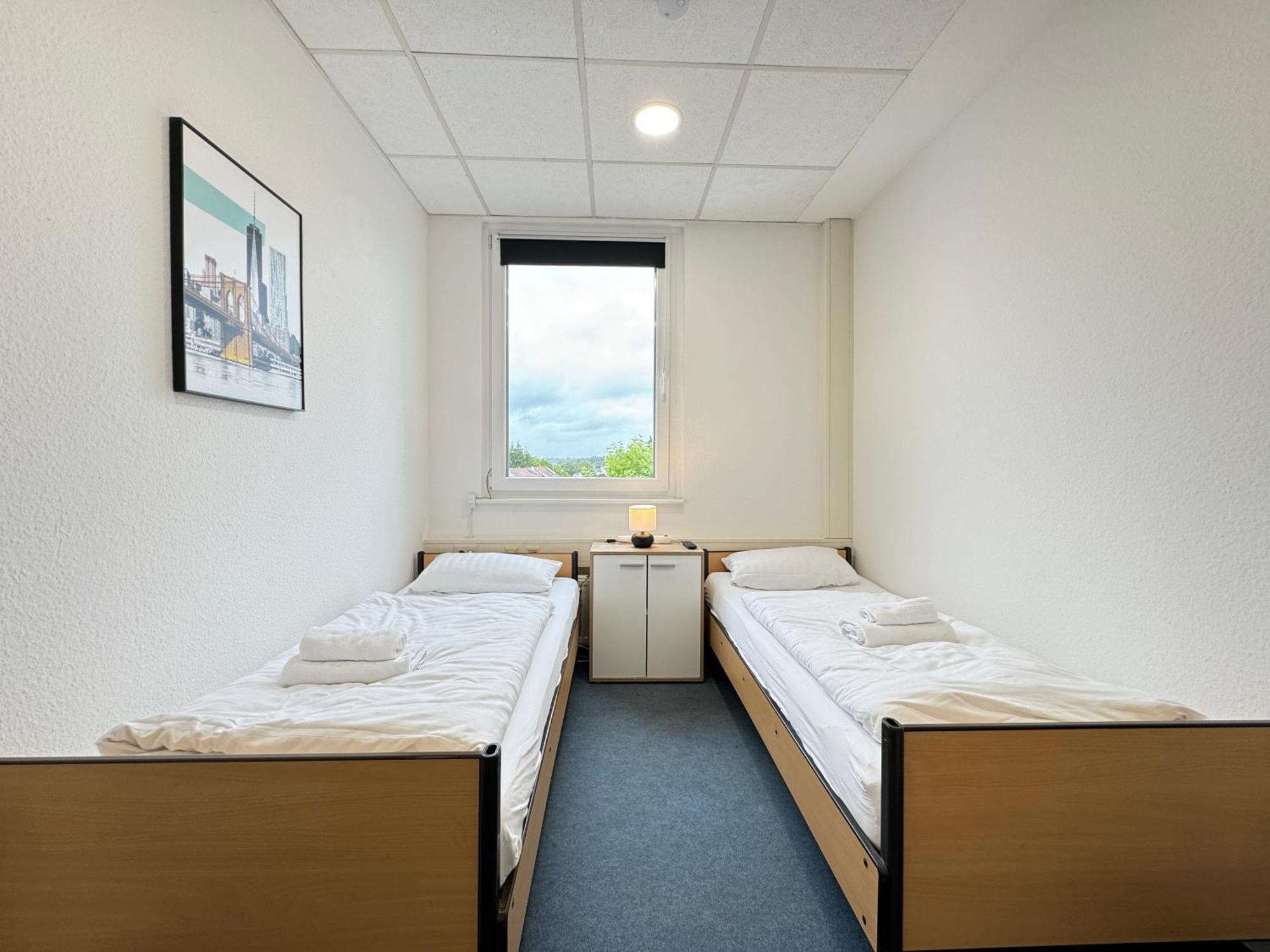 Thuja Apartments Karlsruhe-Neureut By Kurzzeit ภายนอก รูปภาพ